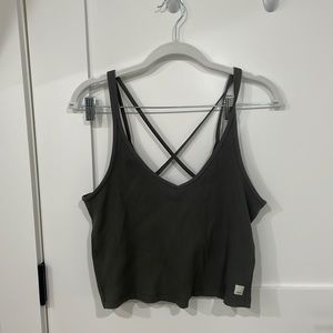 Vuori workout crop tank